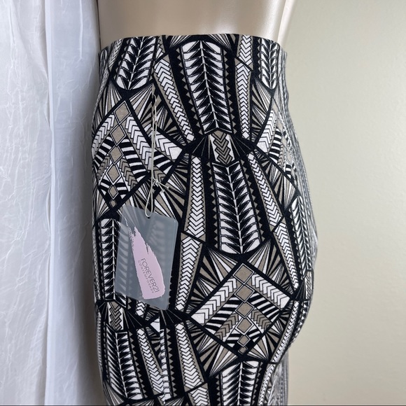🚫SOLD🚫 NWT Black White Taupe Body Con Skirt Art Deco Print High Waist Midi - Picture 13 of 16